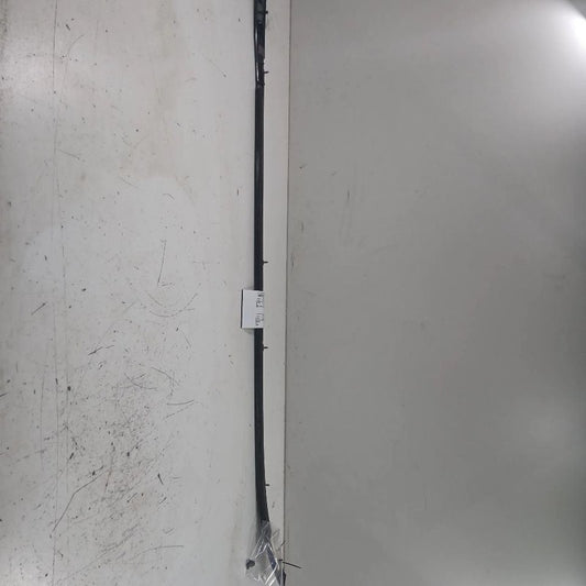 Nissan Kicks Passenger Right Roof Rail  2021 2022 2023 2024 OEM