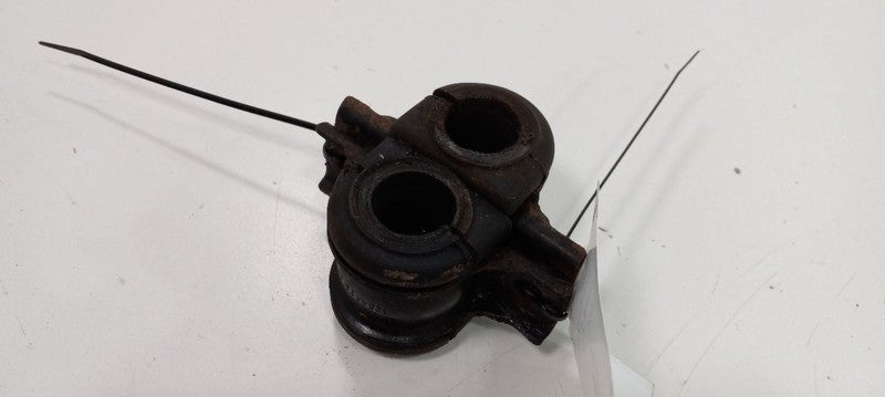 Dodge Journey Sway Bar Bushing Mounting Bracket 2016 2015 2014 2013 2012