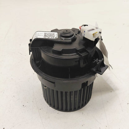 Blower Motor Fits 18-24 Nissan Kicks OEM