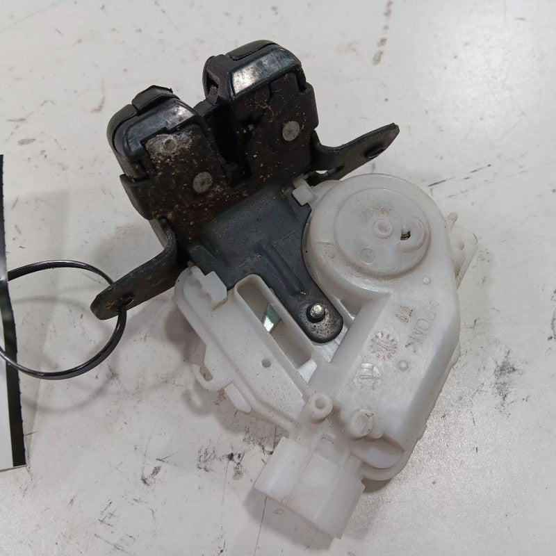 Toyota Prius C Trunk Latch  2017 2016 2015 2014 2013
