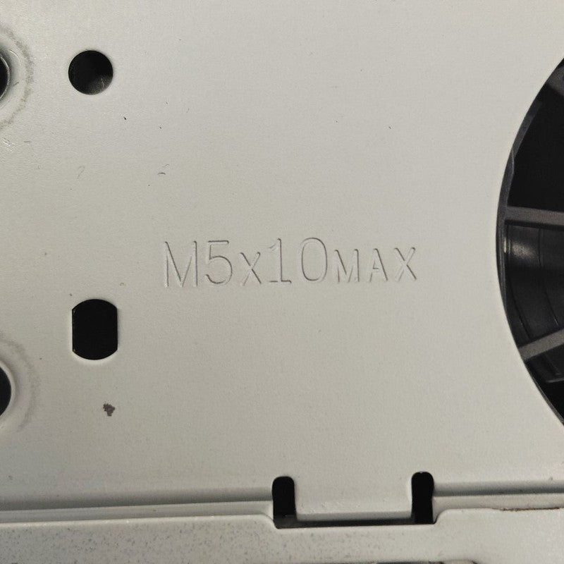 Audio Equipment Radio Tuner And Receiver AM-FM-MP3 Fits 21-23 Mazda 3