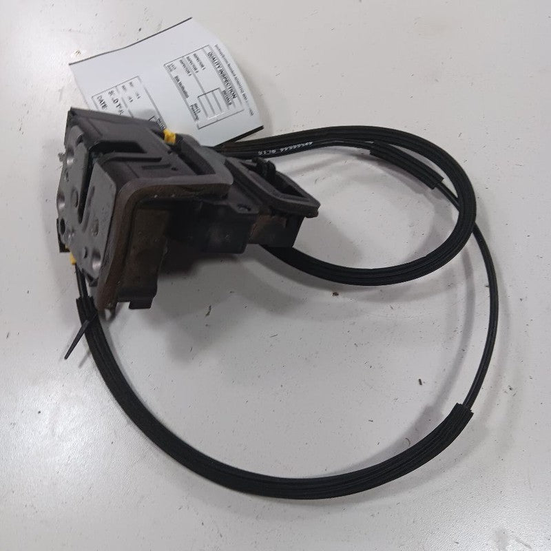 Chevy Trailblazer Door Latch Lock Right Passenger Front  2021 2022 2023