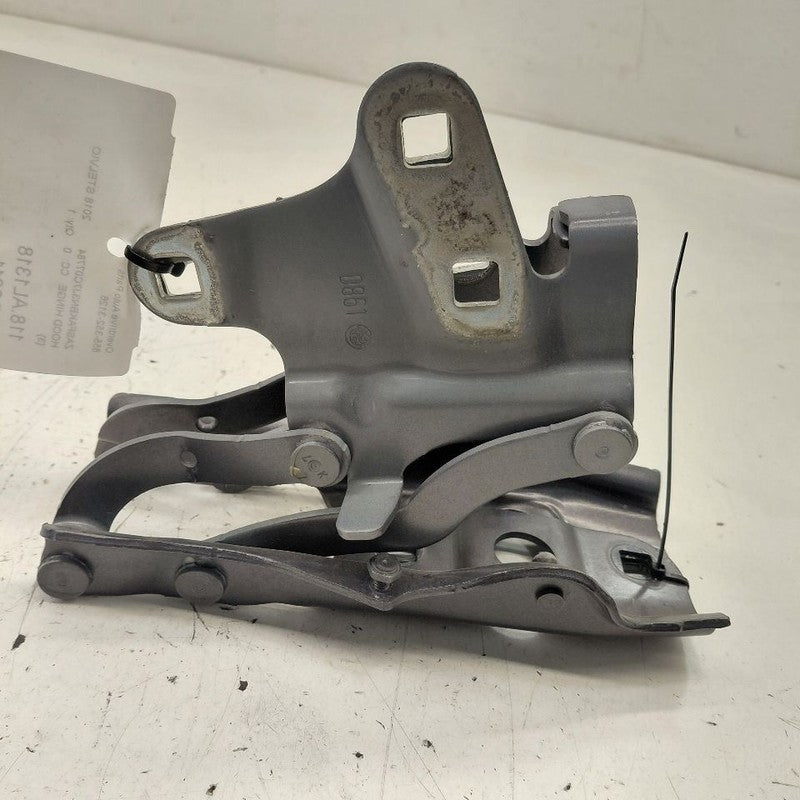 Alfa Romeo Stelvio Hood Hinge Set Left and Right  2018 2019 2020 2021
