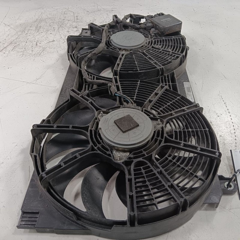 Radiator Cooling Fan Motor Fan Sl Fits 13-16 Nissan LEAF OEM