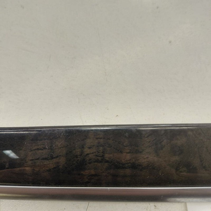 Chrysler 300 Driver Left Front Door Trim Bezel 2017 2018 2019