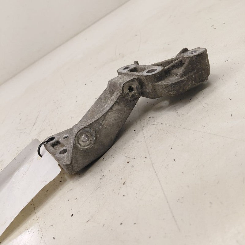 Fiat 500 X Model   Accessory Mount Bracket  2.4 2016 2017