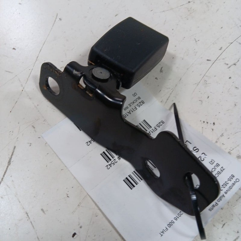 Fiat 500 Seat Belt Buckle Latch Right Passenger Rear Back  2016 2017 O