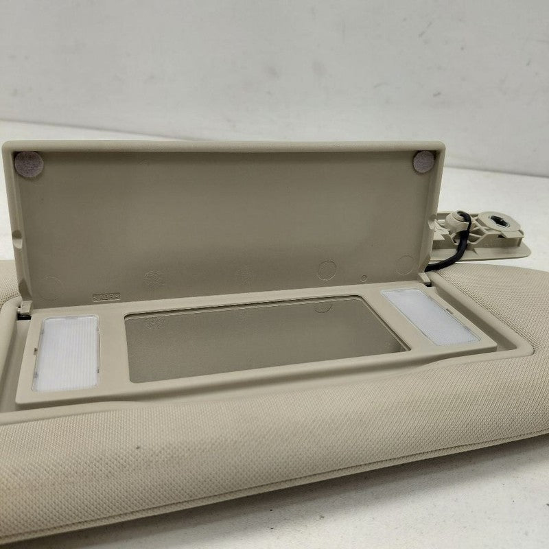 Passenger Right Sun Visor Shade With Illumination Fits 14-18 Volvo S60