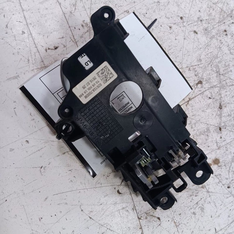 Kia Forte Door Handle Left Driver Front Interior Inside  2015 2016 2017 2018