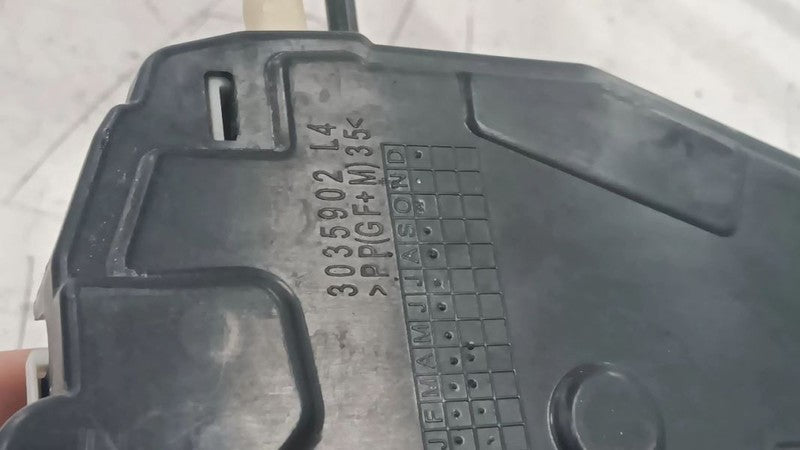 Chrysler 200 Door Latch Lock Left Driver Front  2015 2016 2017