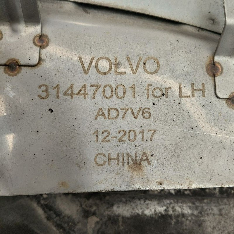 Volvo S60 Left Rear Exhaust Tip 2018 2017 2016