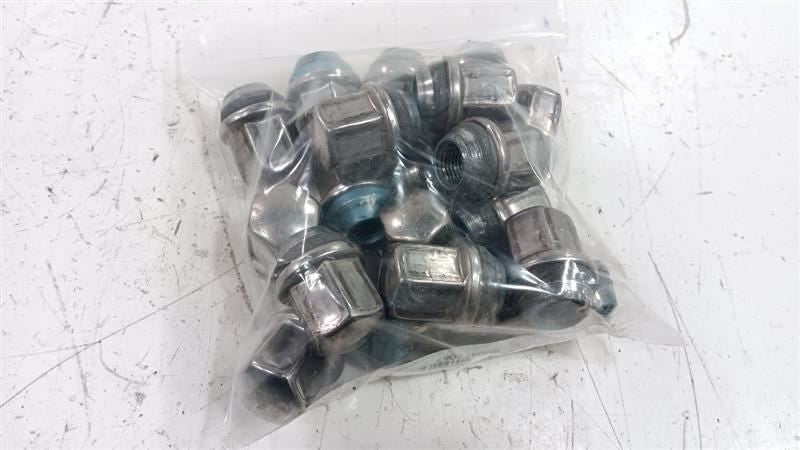 Buick Lacrosse Lug Nut Set 2013 2014 2015 2016
