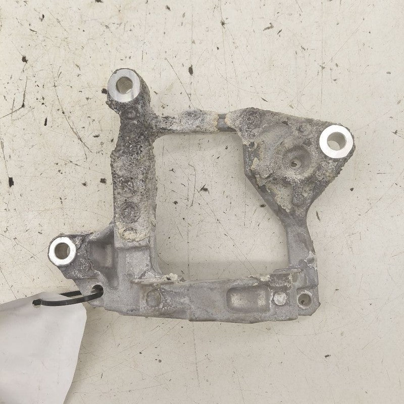 Subaru XV Crosstrek AC Mount Bracket  2.5 2025 2024