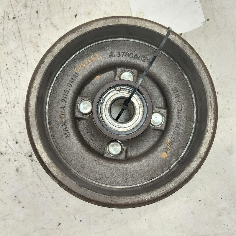Mitsubishi Mirage Passenger Right Rear Spindle Knuckle Bearing Hub  20