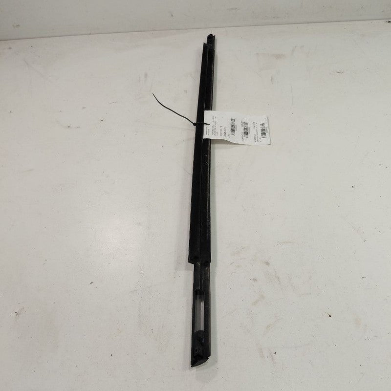 Ford Fusion Door Glass Window Weather Strip Trim Rear Right Passenger 