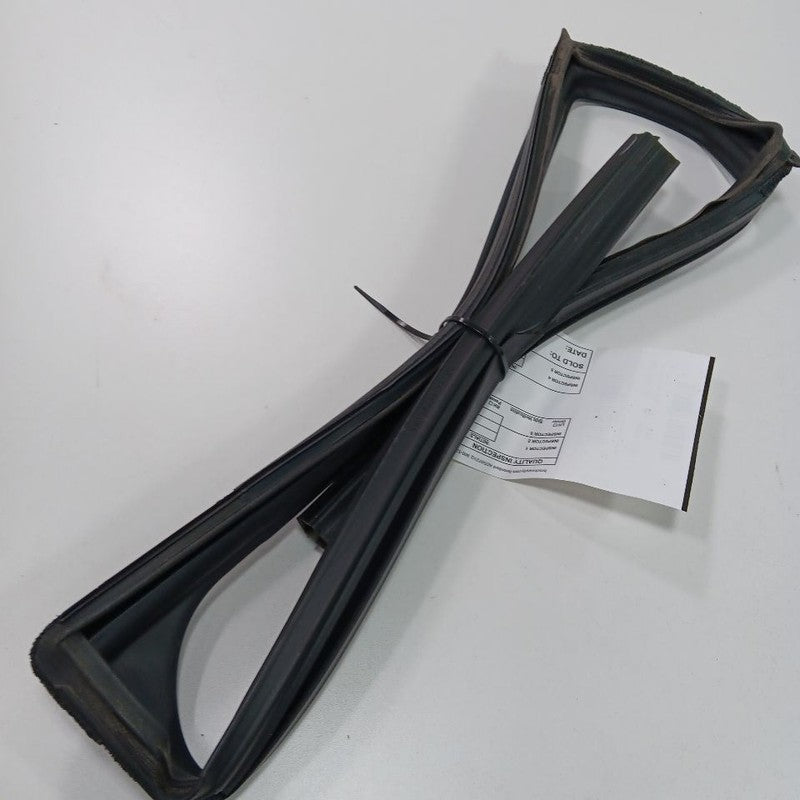 Mazda CX-3 Door Glass Window Seal Rubber Left Driver Rear Back  2016 2