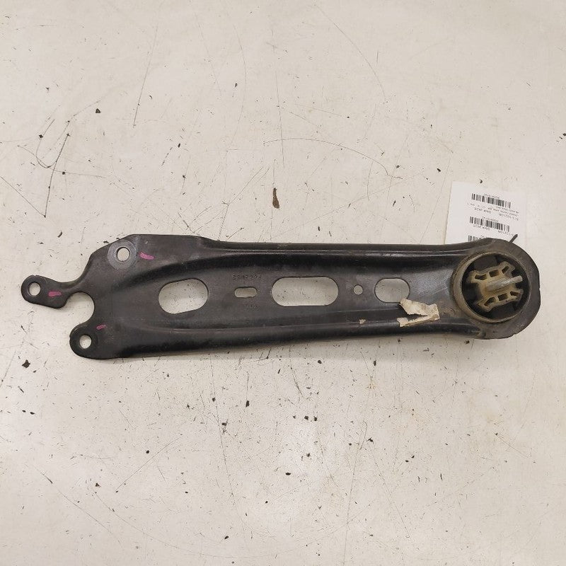 Passenger Right Rear Lower Control Arm Fits 18-25 Chevy Equinox