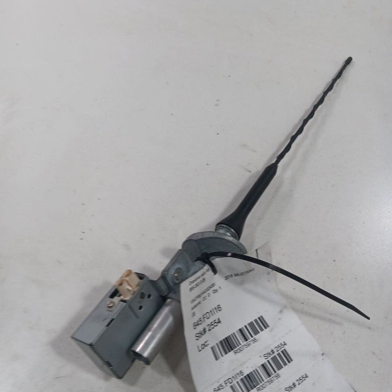 Ford Mustang Antenna  2015 2016 2017 OEM
