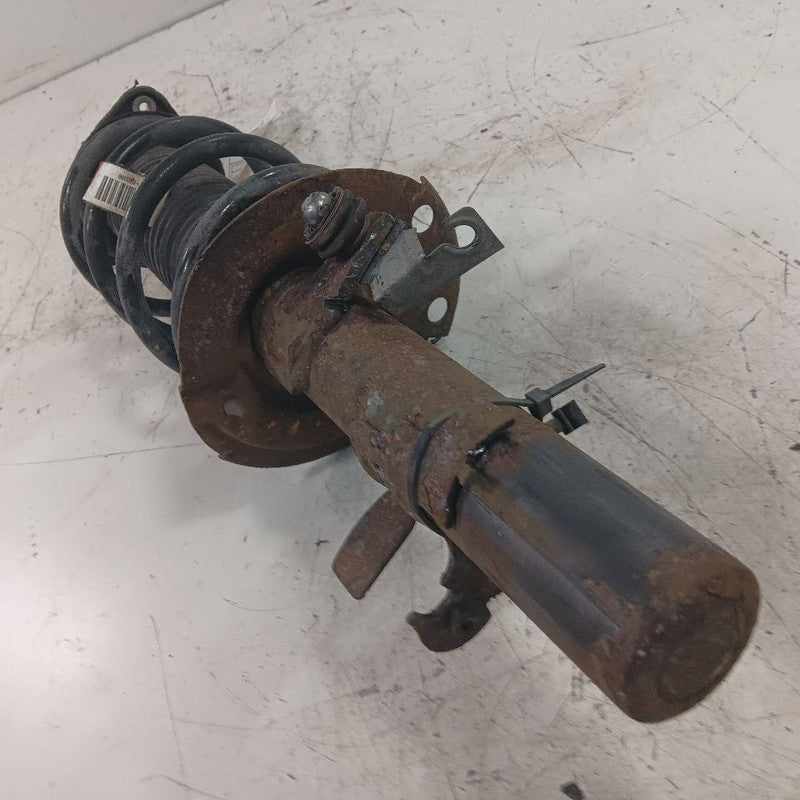 Passenger Right Strut Front VIN E 8th Digit Turbo Fits 12-18 Ford Focu