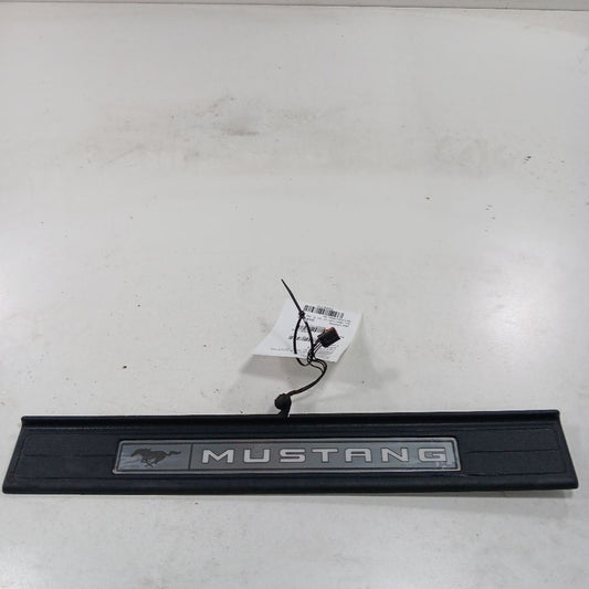 Ford Mustang Sill Trim Scuff Plate Door Jam Left Driver Front Broken T