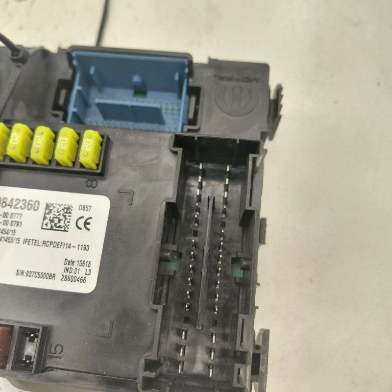 2018 Fiat 500 X Model Cabin Fuse Box Interior Inner Under Dash
