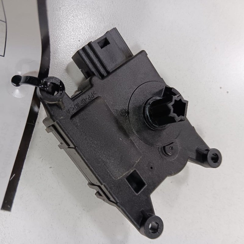 Ford Explorer Rear Flap Door Motor Heater AC Door Actuator  2016 2017 