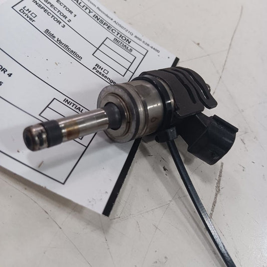 232092401006 Lower Fuel Injection Injector Hatchback M20AFKS Fits 19-23 Toyota Corolla