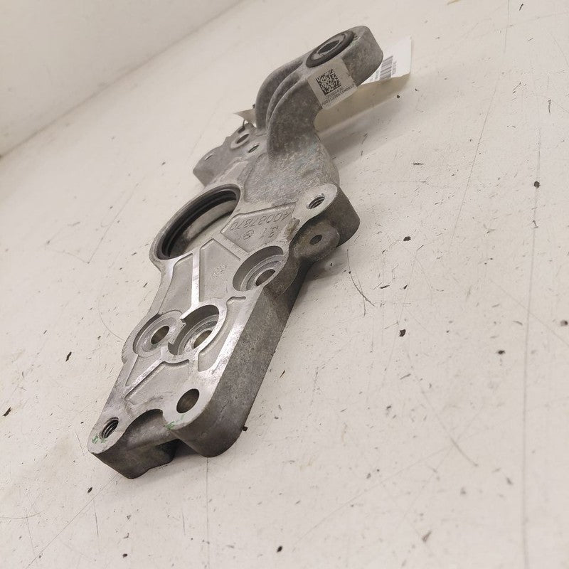 Chevy Trax Transfer Case Mount Bracket  1.4 2022 2021