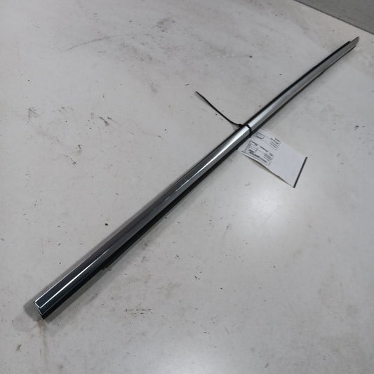 Chevy Malibu Door Glass Window Weather Strip Trim Front Left Driver 2019 2020