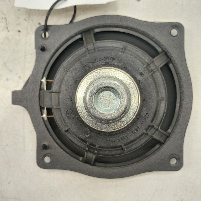 Hyundai Veloster Speaker Left Driver Rear  2017 2016 2015 2014