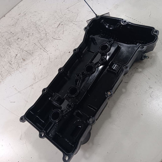 Outlander Sport 2.0 Engine Cylinder Head Valve Cover  2022 2023 2024