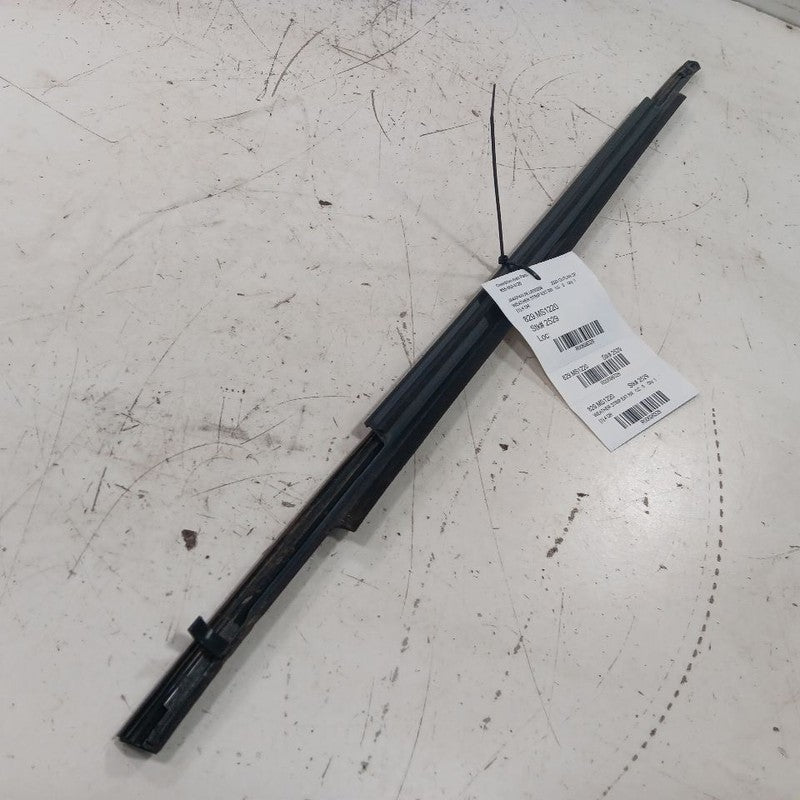 Outlander Sport Door Glass Window Weather Strip Trim Rear Right Passen
