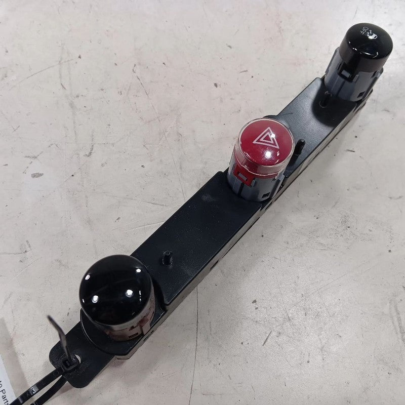 FIAT 500 Hazard Switch 4 Way Flasher Button  2017 2016 OEM
