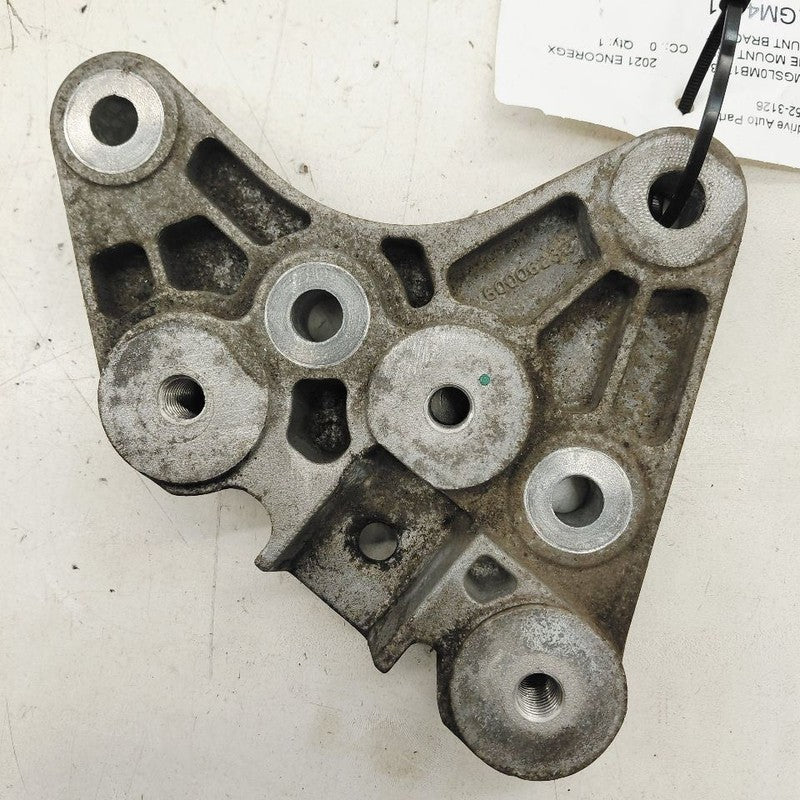 Buick Encore GX Engine Motor Mount Bracket Left Driver  2020 2021 2022