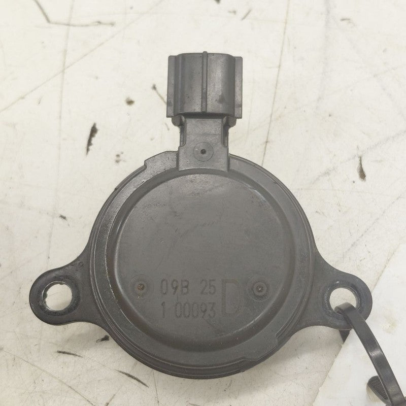 Lexus IS350 Variable Timing Gear Oil Control Valve Solenoid Cylinder H