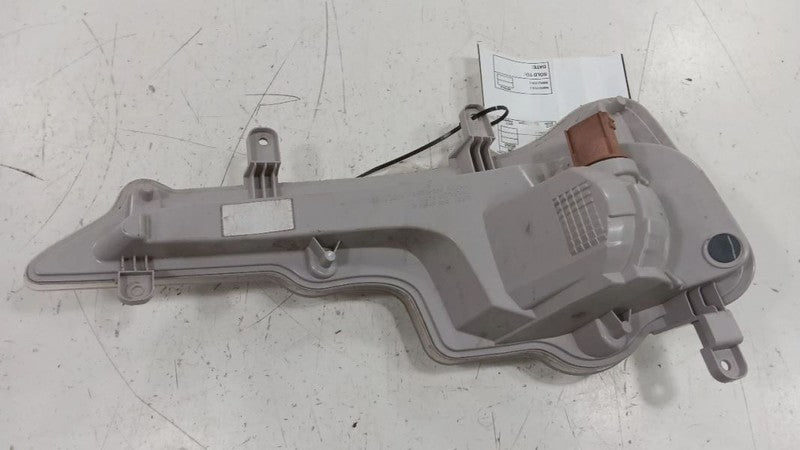 Driver Corner Park Light Lamp turn Signal Fits 11-15 VOLT