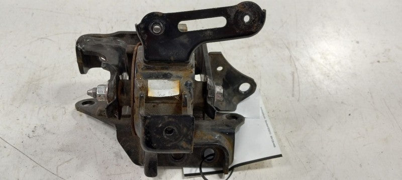 Toyota Corolla Engine Motor Mount Left Driver 2019 2018 2017 2016 2015