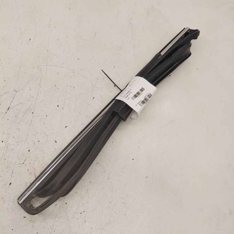 Jeep Cherokee Door Glass Window Seal Rubber Left Driver Rear Back 2019