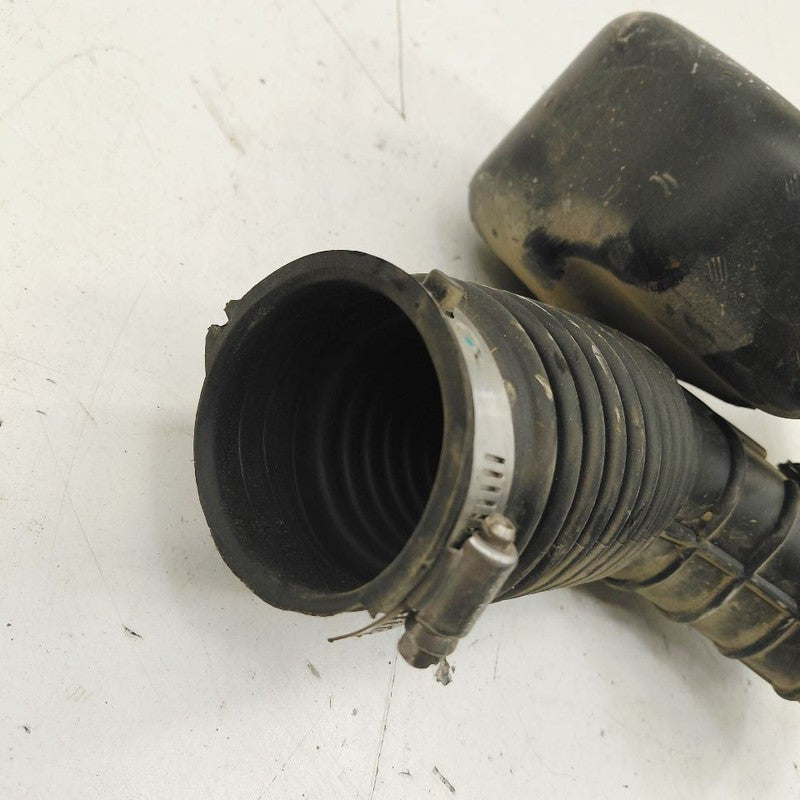 Chevy Volt Air Cleaner Tube Intake Hose  1.5 2019 2018 2017 2016 OEM
