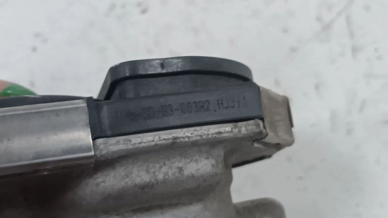 Throttle Body Throttle Valve Assembly Fits 11-15 VOLT OEM