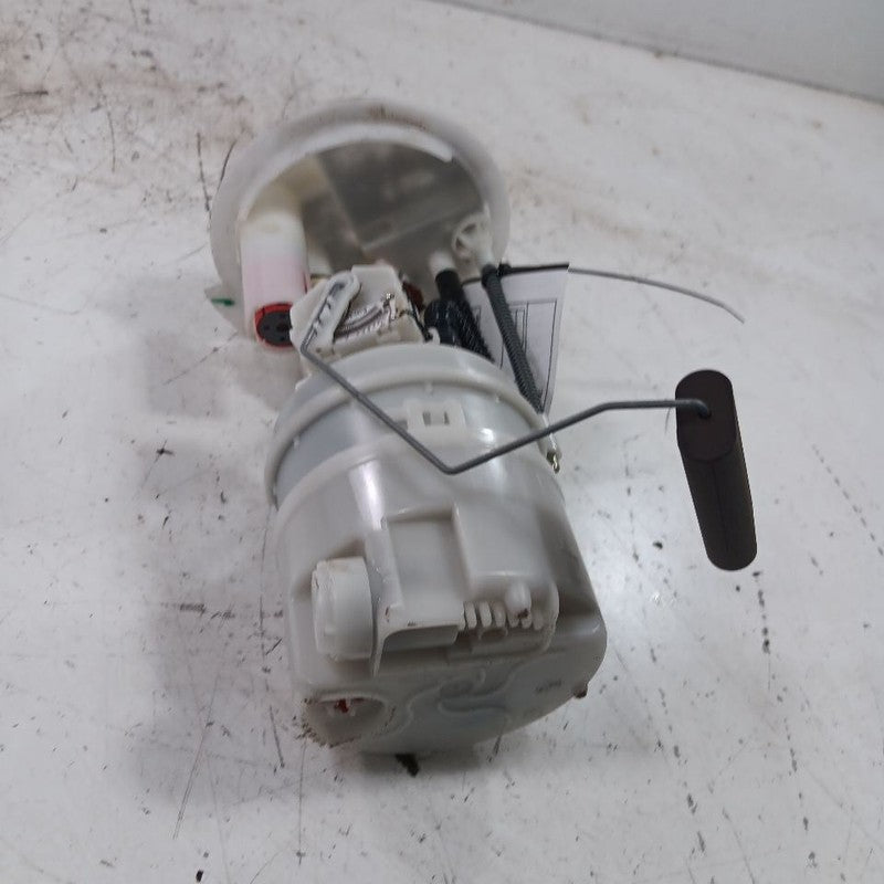 Gas Fuel Pump Assembly Tank Mounted 2.4L Fits 15-21 RENEGADE