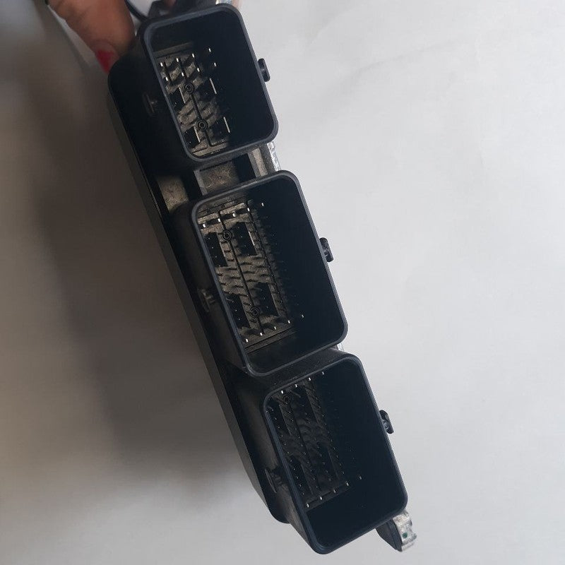 Nissan Versa Engine Control Module {NEC983-050} 2023 2022 2021 2020