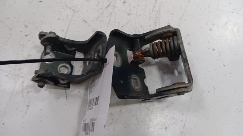 Chevy Traverse Door Hinge Set Left Front Driver  2010 2011 2012 2013