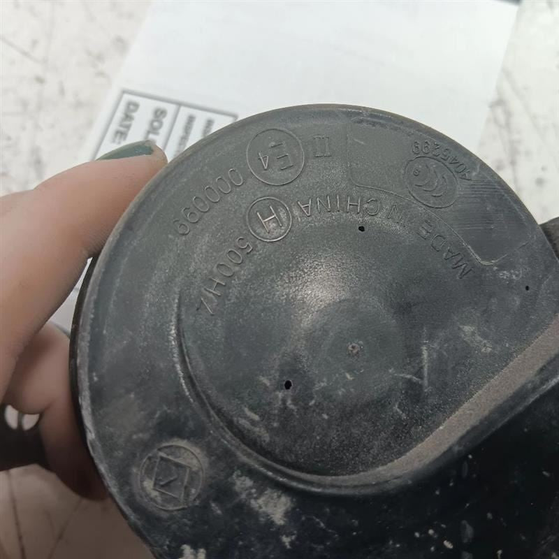 Chevy Traverse Horn  2010 2011 2012 2013 OEM