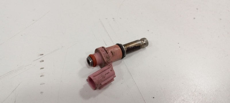 Fuel Injection Parts Fuel Injector Upper Fits 06-17 LEXUS IS350  OEM
