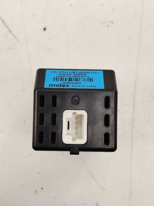 Nissan Maxima USB Plug In Hub Port  2018 2017 2016 OEM