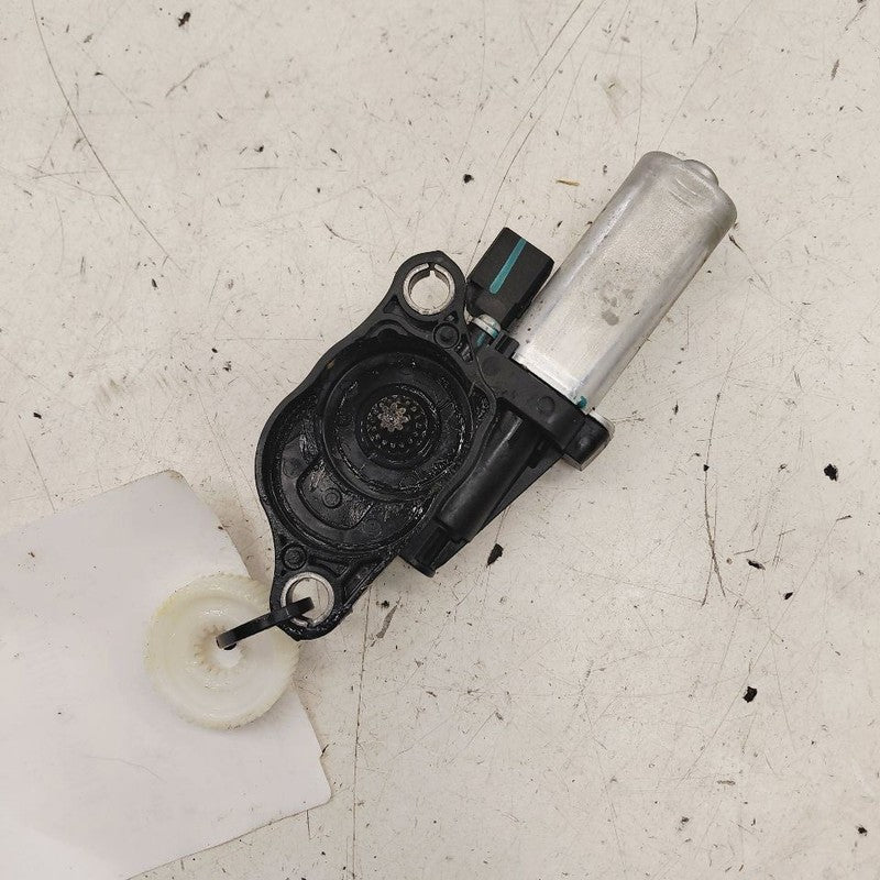 Honda CR-V Driver Left Front Seat Belt Motor 2017 2018 2019