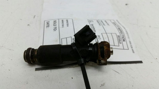 12582219 Fuel Injection Injector 2.2L Opt NT7 Fits 05-10 Chevy Cobalt OEM