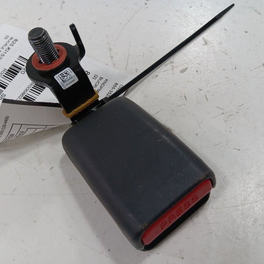 Kia Sportage Seat Belt Buckle Latch Right Passenger Rear Back  2022 2021 2020 