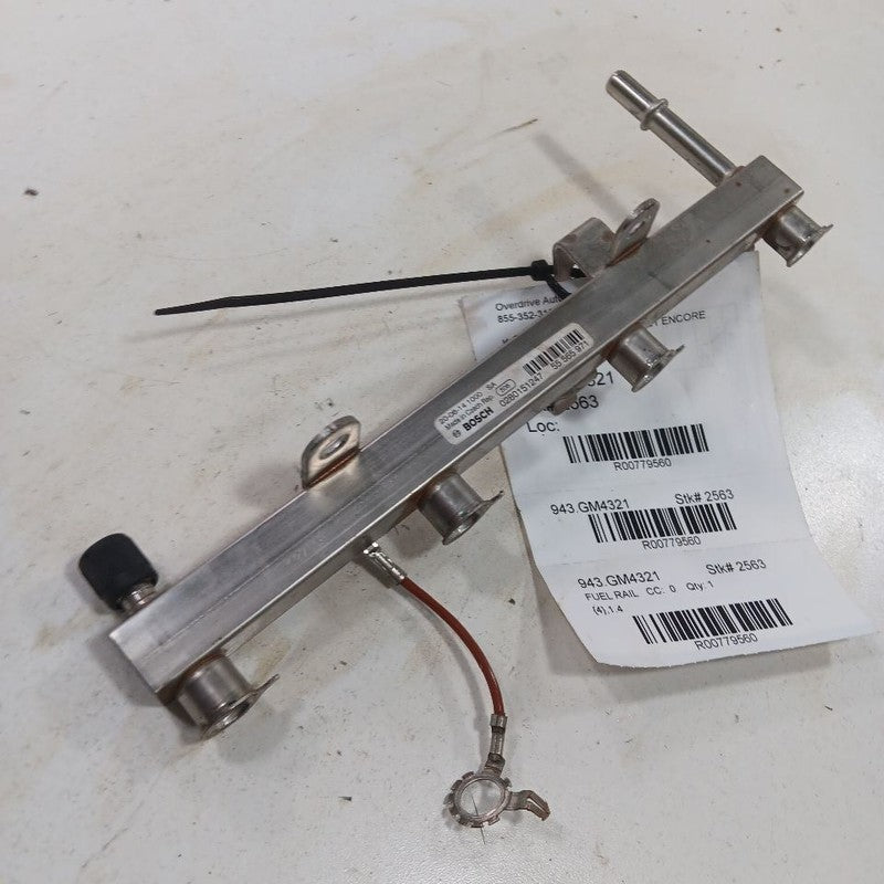 Buick Encore Fuel Rail Injection Injector Mount Bar  2022 2021 2020 2019 2018
